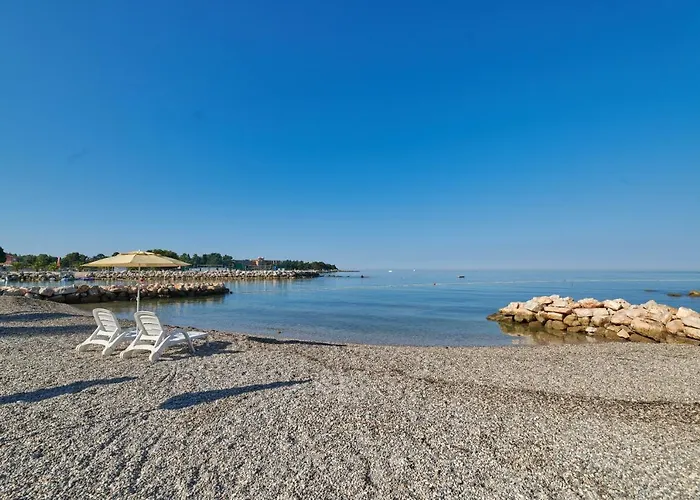 Camping Stella Maris Mobile Homes Umag photo