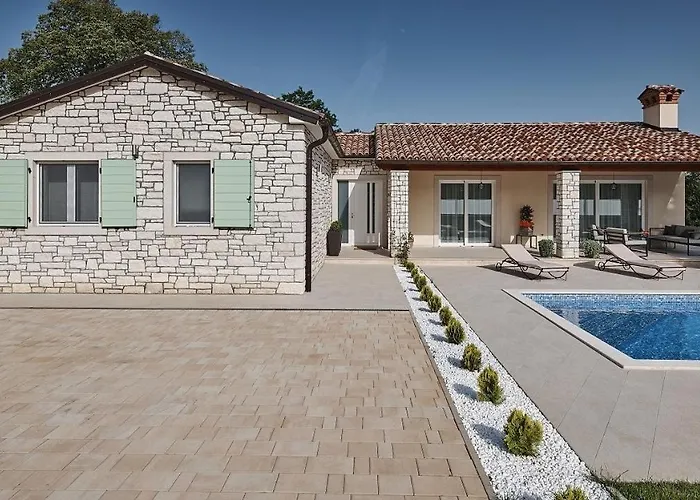 Photo de Villa Celtis By Villas Holiday Grožnjan