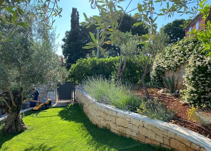 Villa Sterna II - Ferienhaus Mit Pool Und Garten Kastelir photo