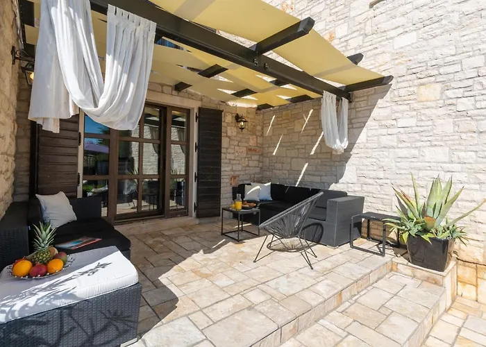 Villa Olea Mare With Private Heated Pool Buici  photo