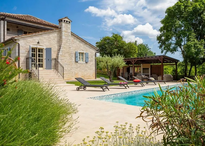 Holiday Home Villa Grando I By Interhome Mofardini photo