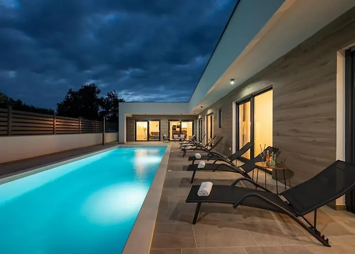 Villa Beata By Istrialux Bicici photo