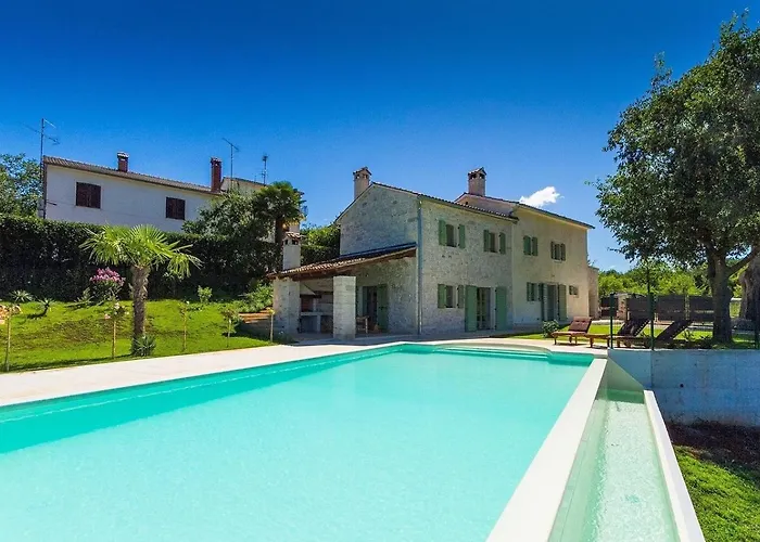 Villa Zvonar Near Motovun With Large Pool And Whirlpool Rakotule photo