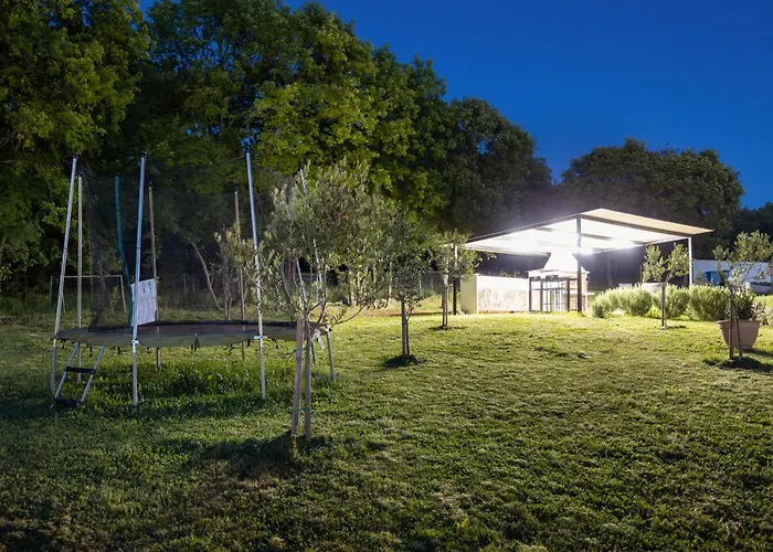 Villa Tai, Enjoy The Green Oasis With 2Br ,Wifi, Pool, Ac Puntera photo