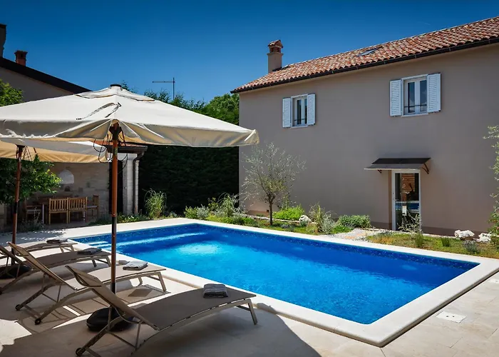 Villa Vin - Pool, Ruhig, Strandnah, Klimaanlage, Aussenkueche, Meeresnaehe, Gaestebetreuer Babici photo