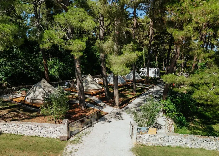 Camp 'Dvor' Bell Tent Accommodation Manjadvorci photo