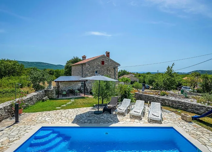 Gorgeous Home In Burjaki With Kitchen Trgetari photo