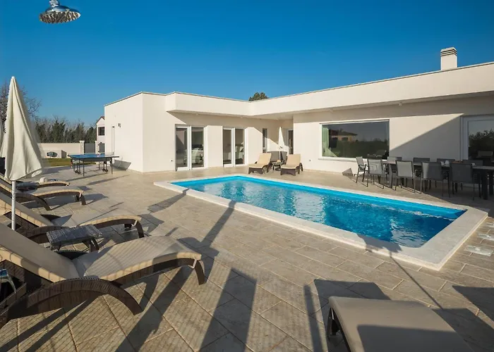 Lovely Home In Babici With Heated Swimming Pool photo