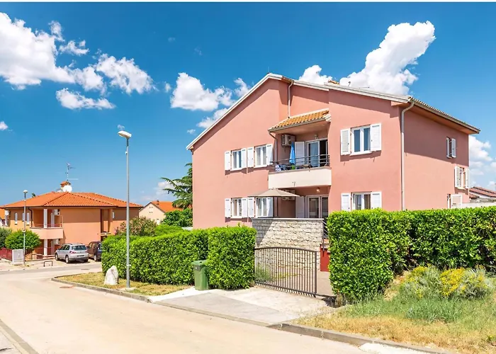 Ferienwohnung Villa Pinta Mit Grossem Garten Dajla photo