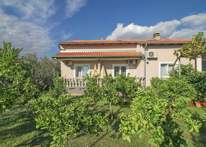 Toni In Pula - Istrien Hotell foto