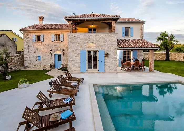 Exclusive Villa Tomani With Private Pool Krmed photo