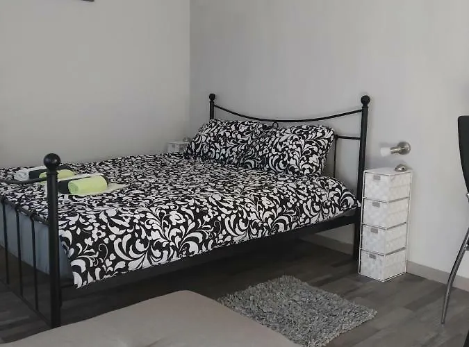 Studio Apartman M&S Perkovic Krmed photo