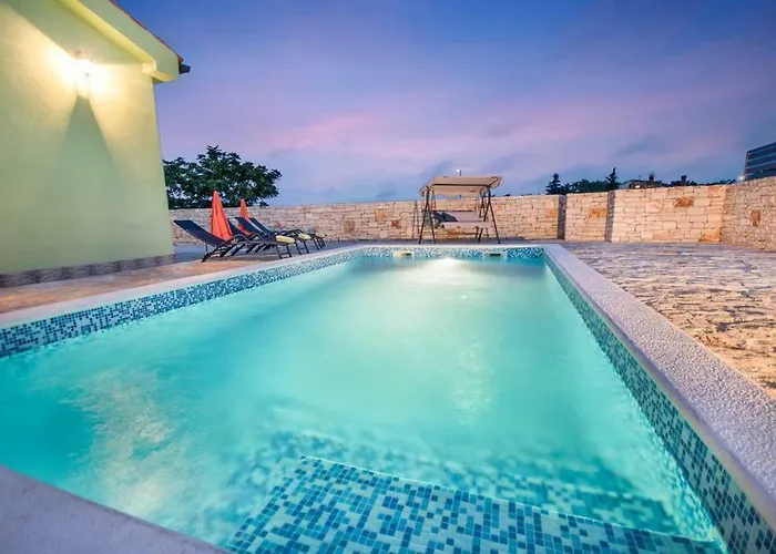 Villa Nora Krmed foto