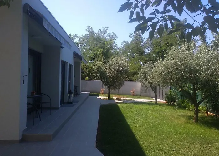 App Neno Hotel Murine photo